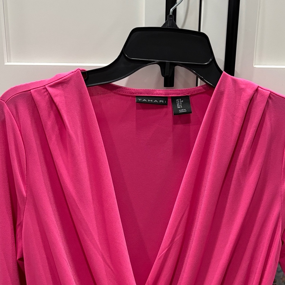 Tahari women’s Blouse top pink